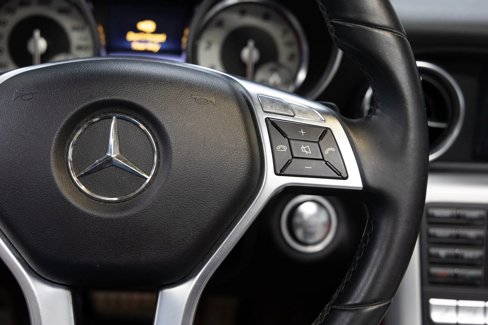 Used 2014 Mercedes-Benz SLK 250 image 19