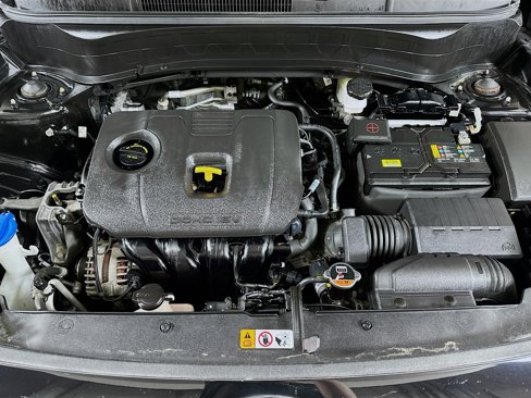Certified 2021 Kia Seltos S image 27
