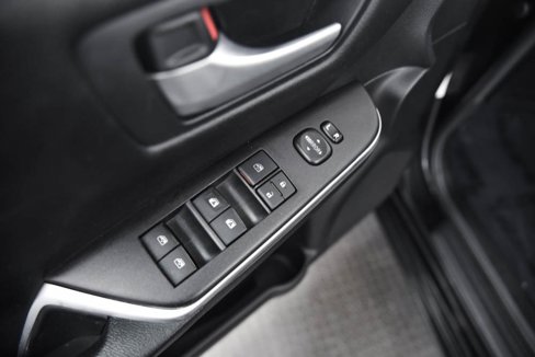 Used 2017 Toyota Camry SE image 10