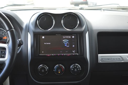Used 2017 Jeep Compass Latitude image 33