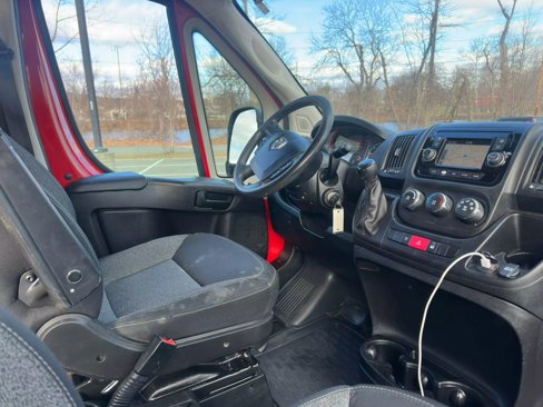Used 2018 RAM ProMaster 2500 w/ Interior Convenience Group image 7