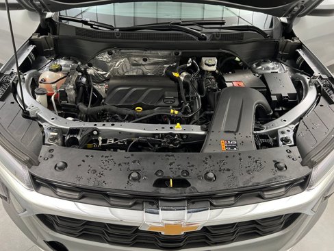 Used 2024 Chevrolet Trax LT image 63