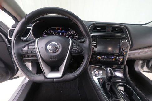 Used 2018 Nissan Maxima Platinum image 28