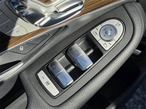 Certified 2020 Mercedes-Benz GLC 300 4MATIC image 18