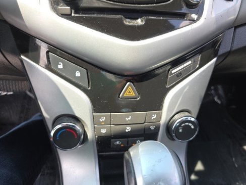 Used 2012 Chevrolet Cruze LT w/ All-Star Edition image 22