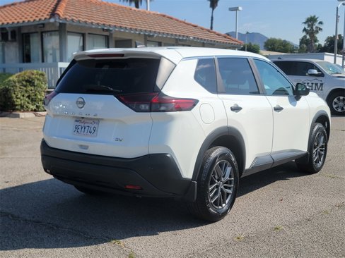 Used 2023 Nissan Rogue S image 5