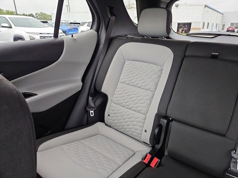 Used 2020 Chevrolet Equinox LT image 20