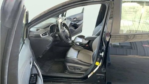Used 2019 Toyota Corolla XSE image 18