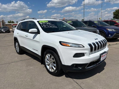 Used 2014 Jeep Cherokee Limited image 7