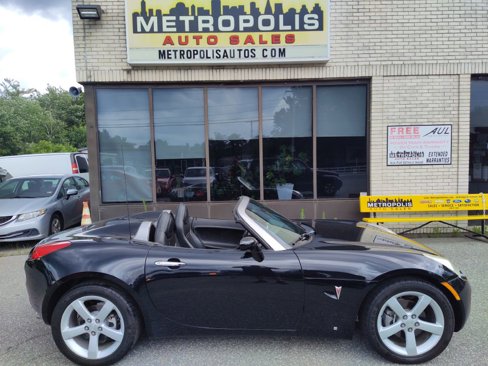Used 2006 Pontiac Solstice Convertible w/ Premium Package image 2