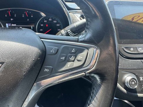 Used 2018 Chevrolet Malibu LT image 29