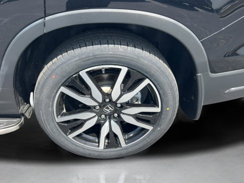 Certified 2019 Honda Pilot Elite image 41