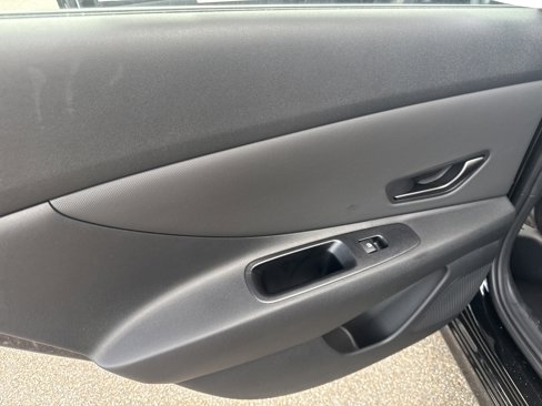 New 2025 Hyundai Elantra Sport image 12