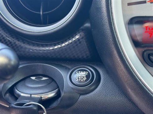 Used 2013 MINI Cooper S image 33