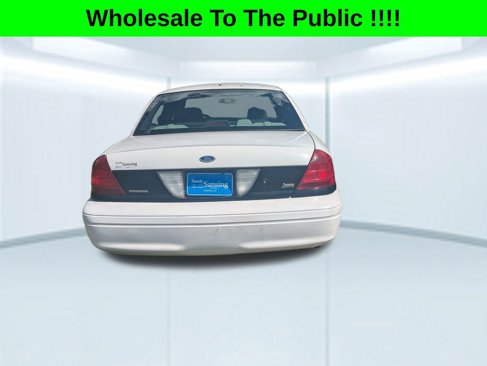 Used 2009 Ford Crown Victoria Police Interceptor image 4
