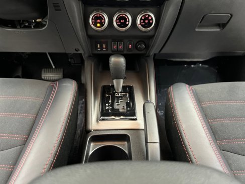 Used 2024 Mitsubishi Outlander Sport SE image 36