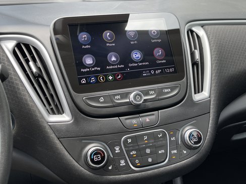 Used 2024 Chevrolet Malibu LT image 25