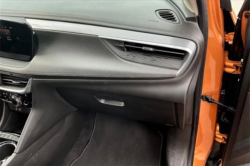 Used 2024 Buick Encore GX Sport Touring image 26