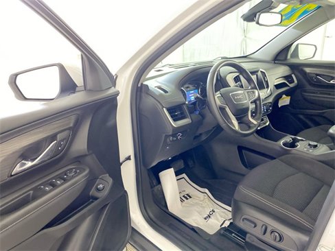 Certified 2023 GMC Terrain SLE w/ Driver Convenience Package image 27