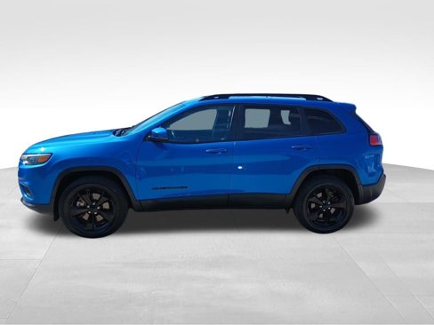 Used 2020 Jeep Cherokee Latitude Plus image 4