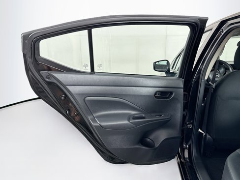 Used 2024 Nissan Versa S w/ Trunk Package image 24