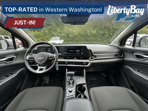 Used 2024 Kia Sportage LX image 13