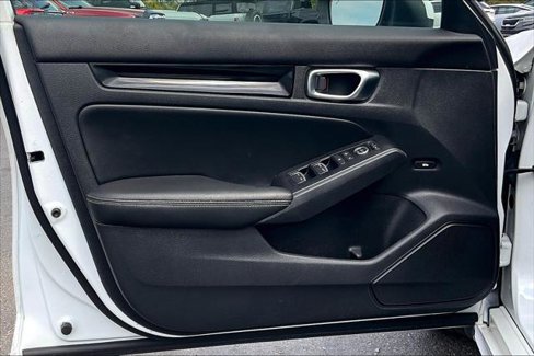 Used 2022 Honda Civic Touring image 17
