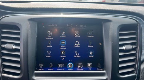 Used 2016 Chrysler 200 S image 19