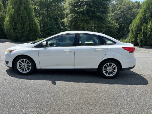 Used 2017 Ford Focus SE image 12