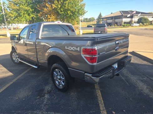 Used 2014 Ford F150 XLT w/ XLT Chrome Package image 5