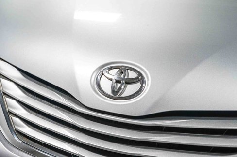Used 2016 Toyota Sienna LE image 8