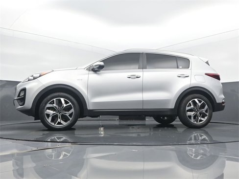 Used 2020 Kia Sportage EX image 47