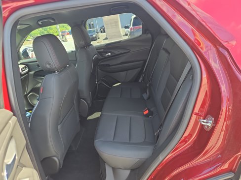 Used 2023 Chevrolet TrailBlazer RS w/ Convenience Package image 13