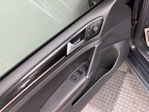 Used 2016 Volkswagen GTI SE w/ Lighting Package (SEL) image 23