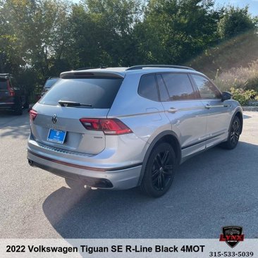 Used 2022 Volkswagen Tiguan SE R-Line image 5