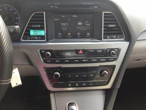 Used 2016 Hyundai Sonata SE image 15