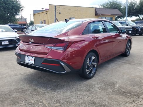 New 2025 Hyundai Elantra Sport image 3