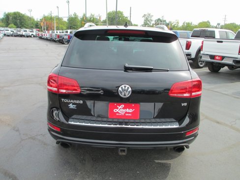 Used 2014 Volkswagen Touareg VR6 image 5