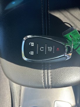 Used 2023 Chevrolet Malibu LT image 31