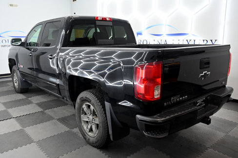 Used 2017 Chevrolet Silverado 1500 LTZ Z71 w/ LTZ Plus Package image 2