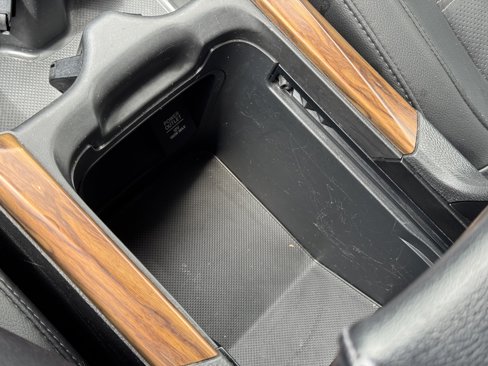 Used 2020 Honda CR-V Touring image 28