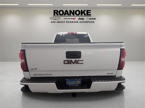 Used 2017 GMC Sierra 1500 SLE w/ SLE Value Package image 8