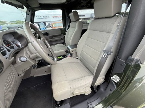 Used 2007 Jeep Wrangler Sahara w/ PWR Convenience Group image 9