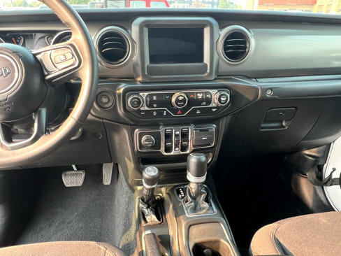 Used 2023 Jeep Gladiator Sport image 17