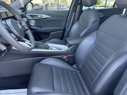 Used 2023 Dodge Hornet GT Plus w/ GT Blacktop Package image 5