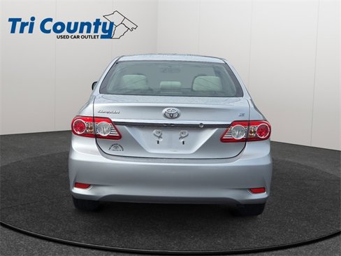 Used 2013 Toyota Corolla LE image 7