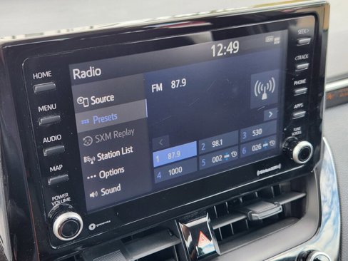 Used 2022 Toyota Corolla LE image 19