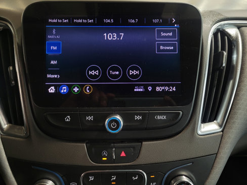 Used 2020 Chevrolet Malibu LT image 25