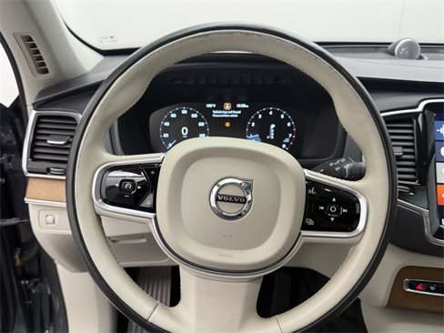 Used 2017 Volvo XC90 T6 Inscription w/ Vision Package image 16
