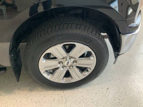 Used 2019 Ford F150 XLT w/ Equipment Group 302A Luxury image 10